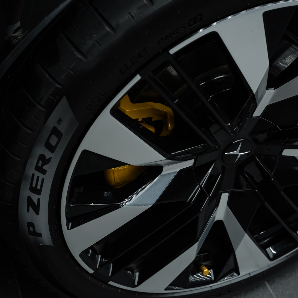 Polestar 4 Long Range Dual Motors